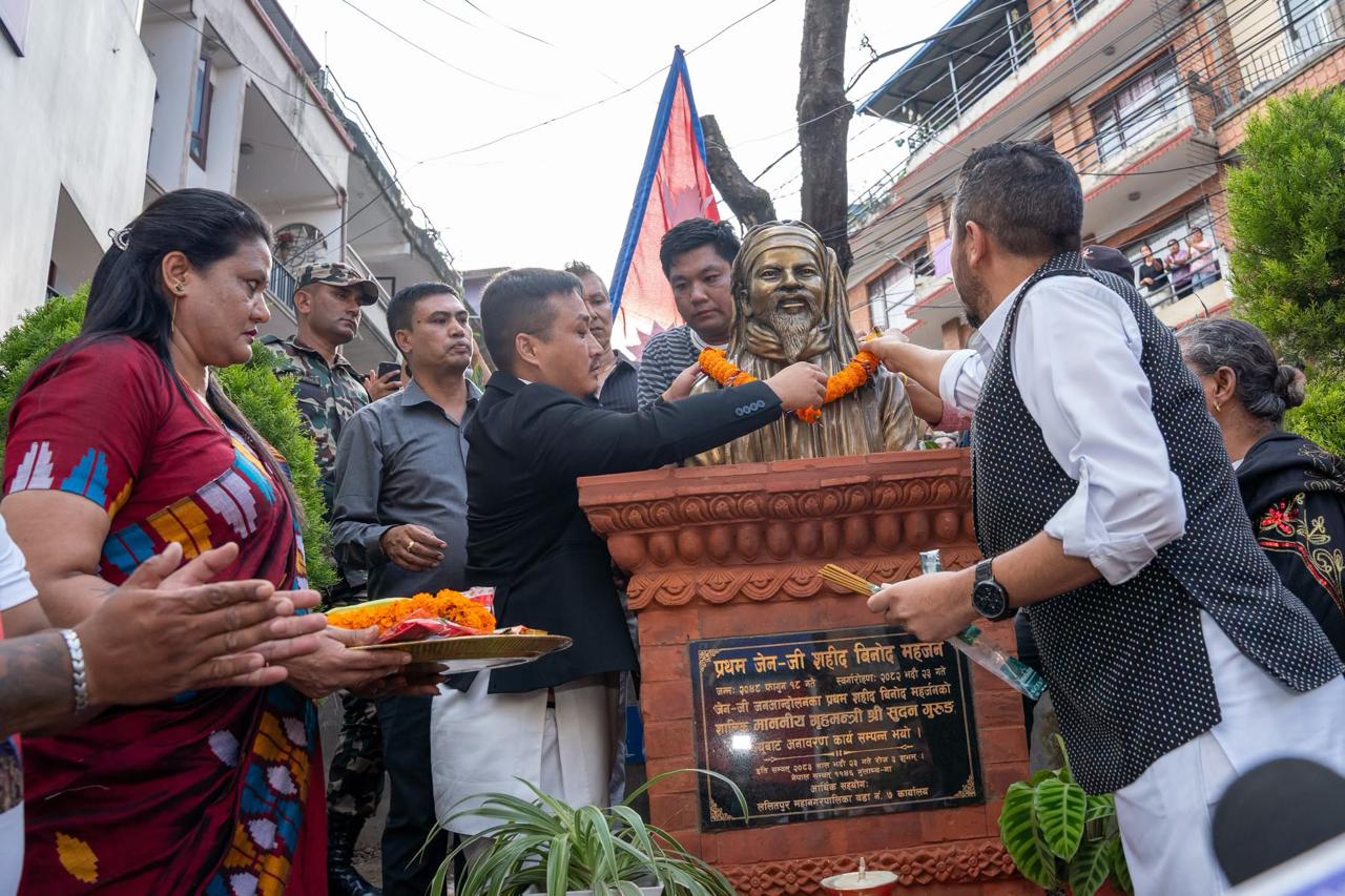 जेन–जी आन्दोलनका प्रथम सहिद विनोद महर्जनको शालिक अनावरण